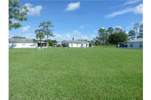 43 Desert Candle Cir, Lehigh Acres, FL 33936, Sold 02/02/22