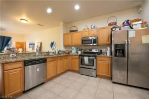 936 Hampton Cir, Naples, FL 34105, Sold 02/25/22