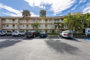2264 Winkler Ave #304, Fort Myers, FL 33901, Sold 02/22/22