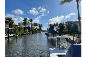 1286 Venetian Way, Naples, FL 34110, Sold 02/11/22