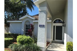 1131 Jardin Dr, Naples, FL 34104, Sold 02/25/22