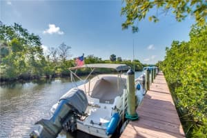 5705 Foxlake Dr APT 7, North Fort Myers, FL 33917, Sold 02/25/22