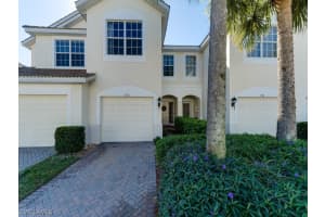 775 Hampton Cir, Naples, FL 34105, Sold 03/03/22