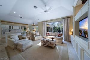 735 St Georges Ct, Naples, FL 34110, Sold 04/01/22
