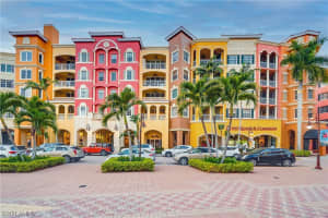 450 Bayfront Pl, Naples, FL 34102, Sold 02/23/22