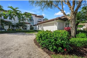 28570 Calabria Ct, Naples, FL 34110, Sold 04/26/22