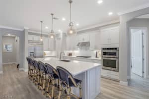 9561 Everglades Dr, Naples, FL 34120, Sold 03/11/22
