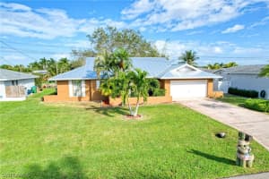 1637 SE 39th Terrace, Cape Coral, FL 33904, Sold 04/21/22