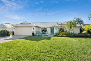 1519 Nottingham Dr, Naples, FL 34109, Sold 02/15/22