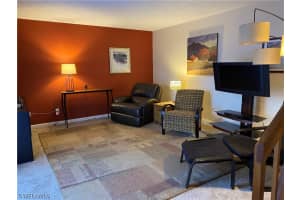 1446 Park Shore Cir #1, Fort Myers, FL 33901, Sold 03/31/22