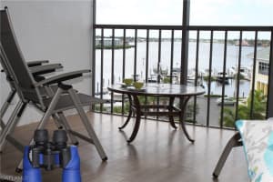 807 River Point Dr, Naples, FL 34102, Sold 03/07/22
