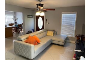 417 Leawood Cir, Naples, FL 34104, Sold 02/03/22