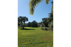 8156 Country Rd UNIT 206, Fort Myers, FL 33919, Sold 02/07/22