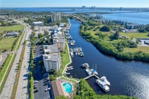 3458 Hancock Bridge Pkwy APT 136, North Fort Myers, FL 33903, Sold 04/20/22