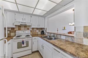 807 River Point Dr, Naples, FL 34102, Sold 03/04/22