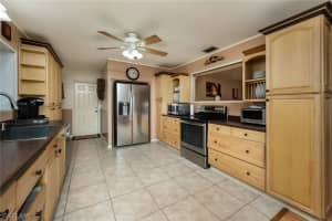 1621 Sunkist Way, Fort Myers, FL 33905, Sold 03/22/22
