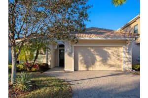 1609 Serrano Cir, Naples, FL 34105, Sold 02/25/22