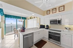 980 Cape Marco Dr, Marco Island, FL 34145, Sold 03/03/22