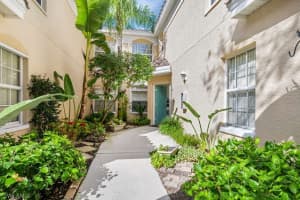 6863 Satinleaf Rd S, Naples, FL 34109, Sold 02/22/22