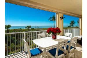 2549 W Gulf Dr UNIT 101, Sanibel, FL 33957, Sold 06/01/22