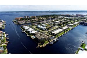 4112 SE 19th Ave # 203, Cape Coral, FL 33904, Sold 04/11/22