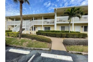 4605 Bayshore Dr, Naples, FL 34112, Sold 02/09/22