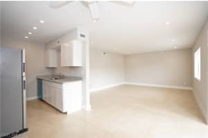 4605 Bayshore Dr, Naples, FL 34112, Sold 02/09/22