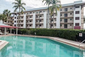 807 River Point Dr, Naples, FL 34102, Sold 03/10/22