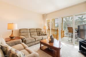 807 River Point Dr, Naples, FL 34102, Sold 03/10/22