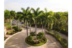 1160 Wildwood Lakes Blvd, Naples, FL 34104, Sold 02/25/22