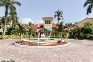 4670 St Croix Ln APT 617, Naples, FL 34109, Sold 04/29/22