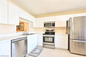 7762 Jewel Ln, Naples, FL 34109, Sold 02/16/22