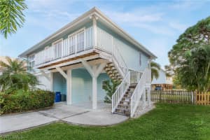 7911 Breakwater Ct, Bokeelia, FL 33922, Sold 03/04/22