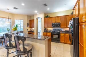 2001 Isla De Palma Cir, Naples, FL 34119, Sold 06/20/22