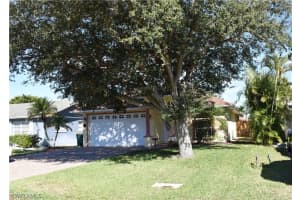 725 95th Ave N, Naples, FL 34108, Sold 04/01/22