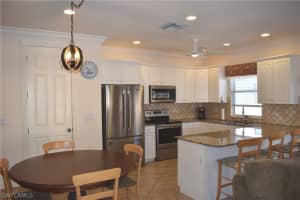 725 95th Ave N, Naples, FL 34108, Sold 04/01/22