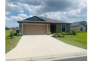 722 Morningview Ct, Lehigh Acres, FL 33974, Sold 03/29/22