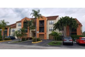 13555 Eagle Ridge Dr APT 916, Fort Myers, FL 33912, Sold 03/30/22