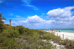 200 Periwinkle Way UNIT 112, Sanibel, FL 33957, Sold 03/17/22