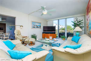 200 Periwinkle Way UNIT 112, Sanibel, FL 33957, Sold 03/17/22