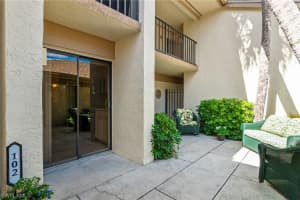 537 Lake Louise Cir, Naples, FL 34110, Sold 03/15/22