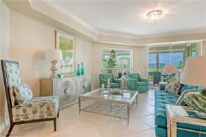 295 Grande Way, Naples, FL 34110, Sold 03/15/22