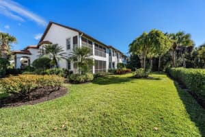 2165 Hawksridge Dr, Naples, FL 34105, Sold 03/30/22