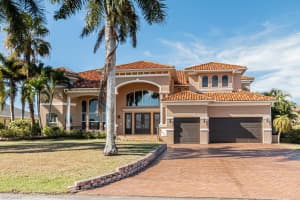 11929 Princess Grace Ct, Cape Coral, FL 33991, Sold 06/30/22