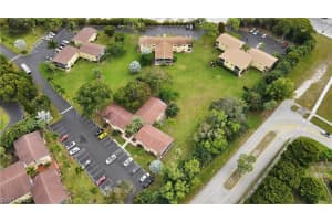 8162 Country Rd UNIT 204, Fort Myers, FL 33919, Sold 03/08/22