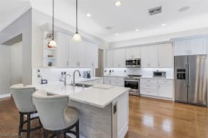 6633 Marbella Ln, Naples, FL 34105, Sold 03/24/22