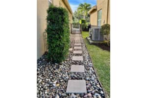 6554 Marbella Dr, Naples, FL 34105, Sold 03/16/22