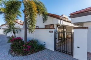 5421 Harbour Castle Dr, Fort Myers, FL 33907, Sold 03/29/22