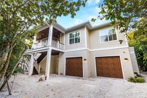474 Lagoon Dr, Sanibel, FL 33957, Sold 05/31/22