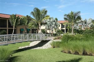 985 Sandpiper St, Naples, FL 34102, Sold 04/25/22